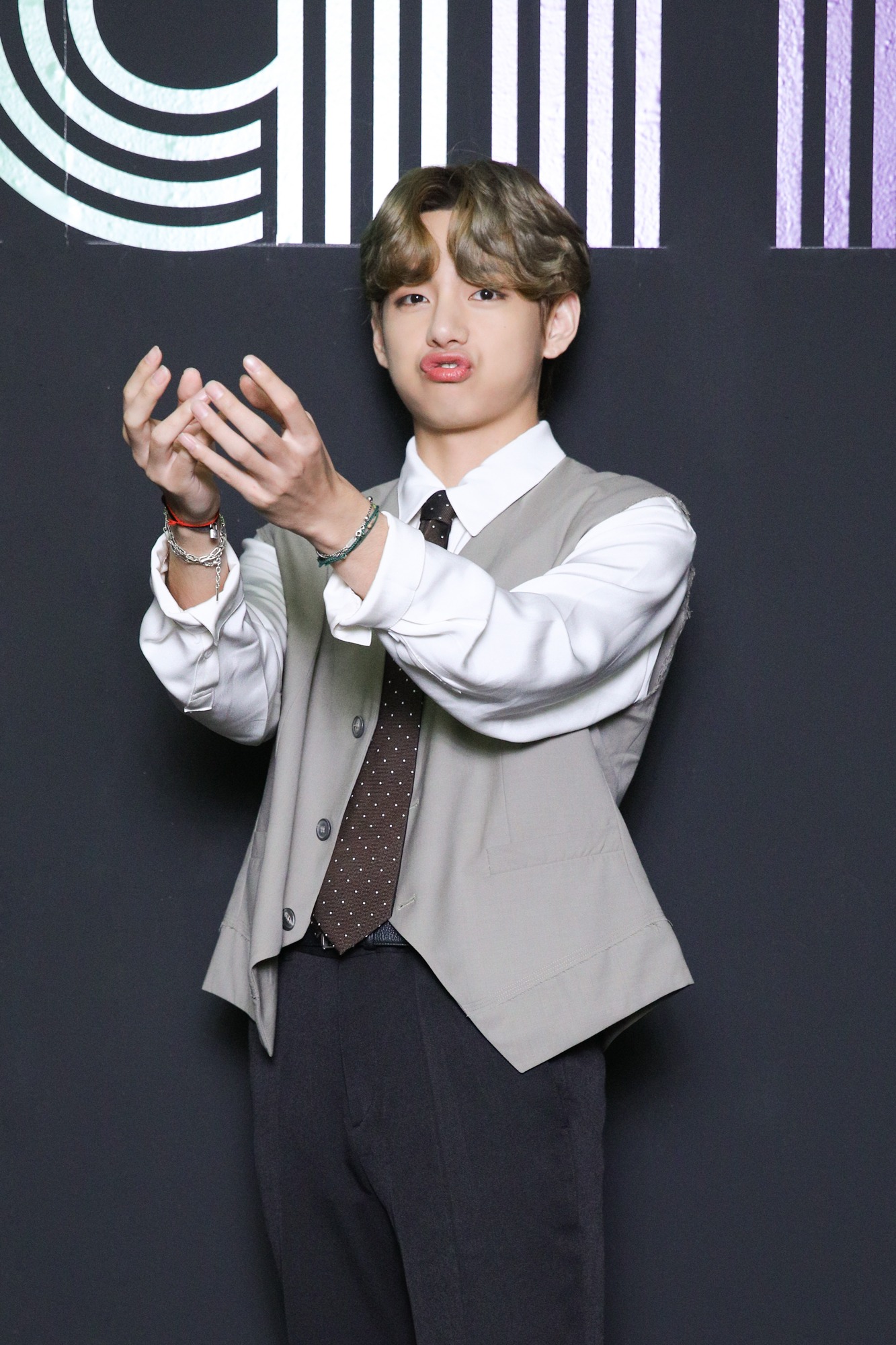 V（写真提供：Big Hit Entertainment）