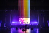 マカロニえんぴつ「マカロックONLINEワンマン～豊洲から愛を込めて～」の様子。（撮影：ヤオタケシ）