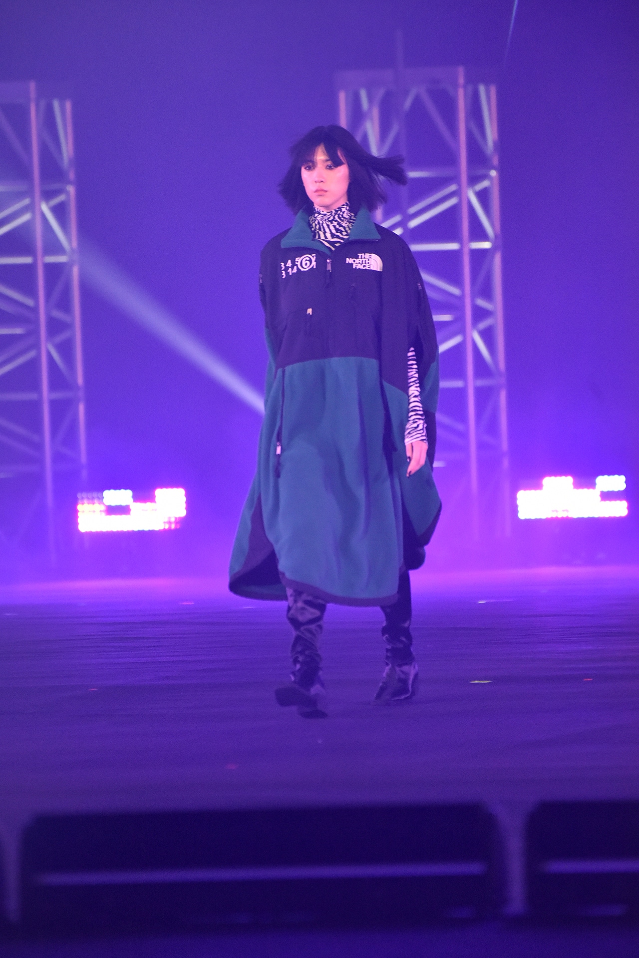 三吉彩花
