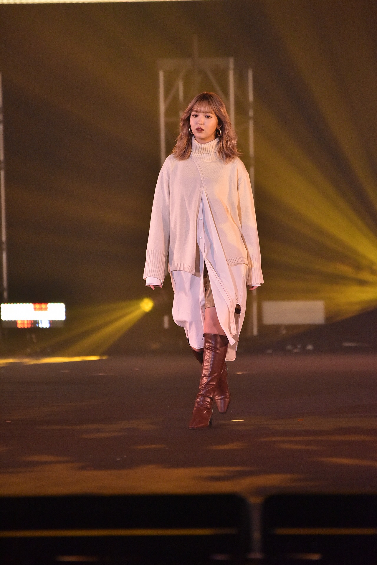 藤田ニコル