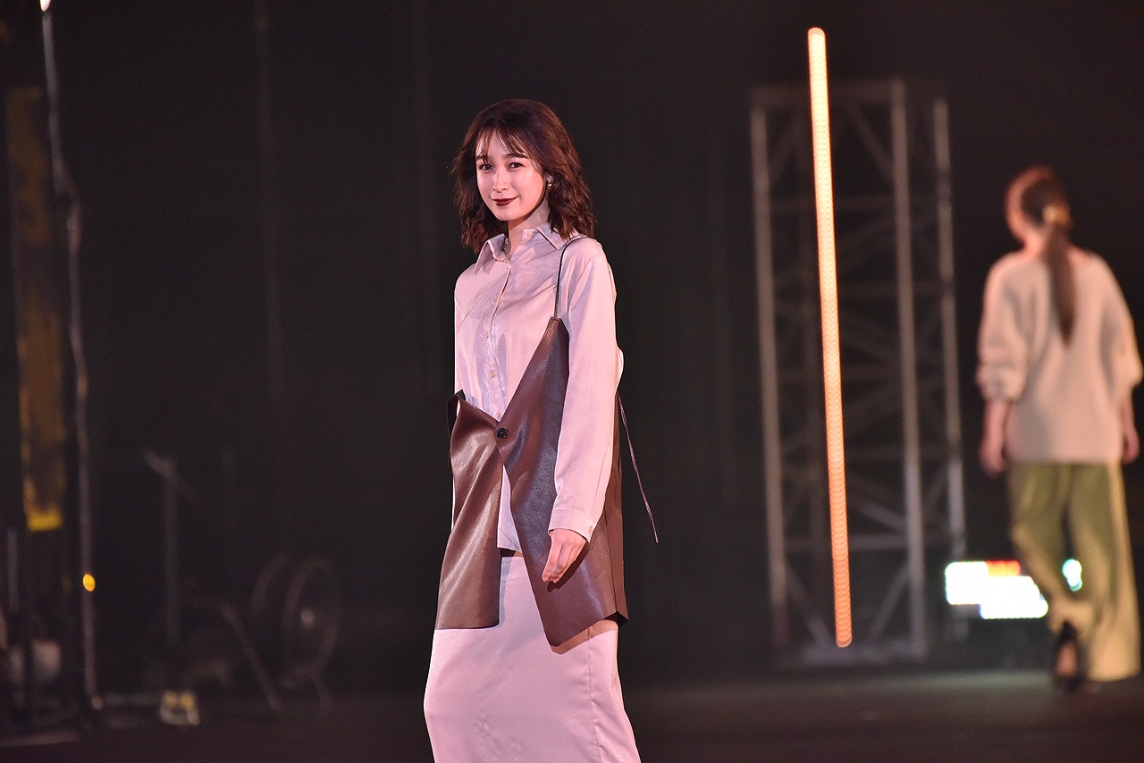 藤井サチ