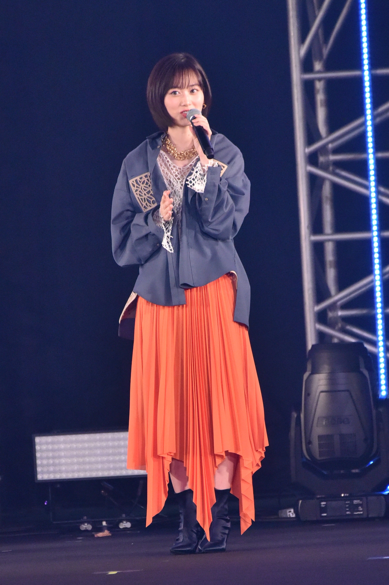 山下美月