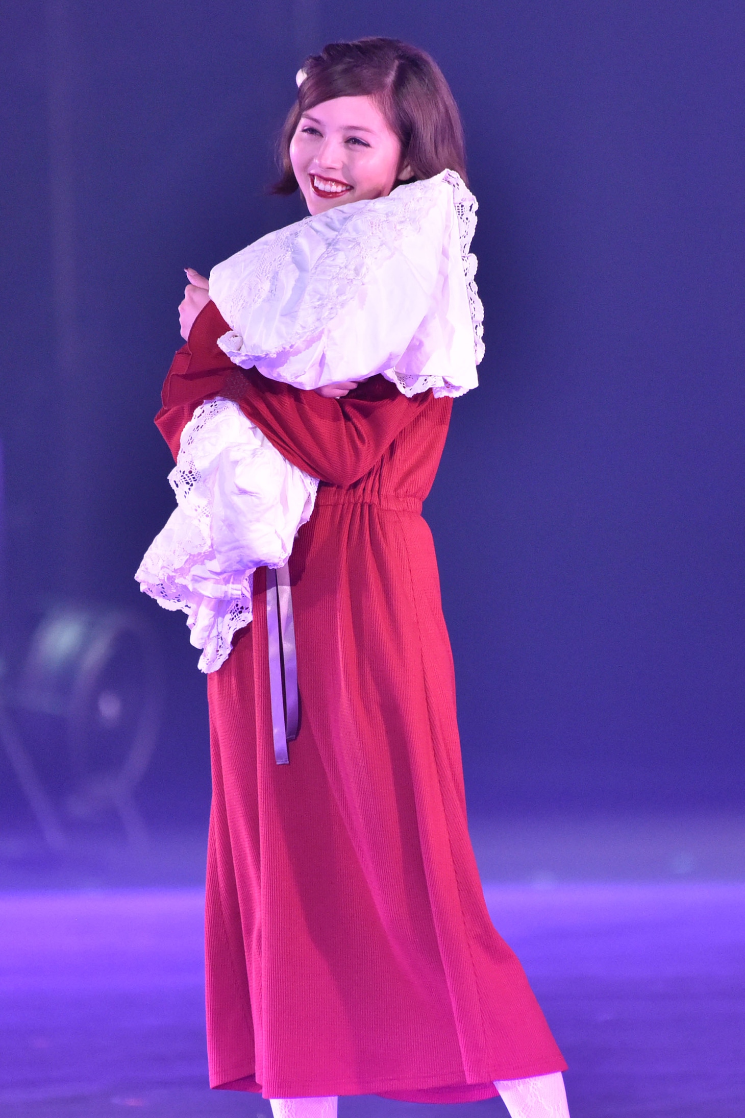 加藤ナナ