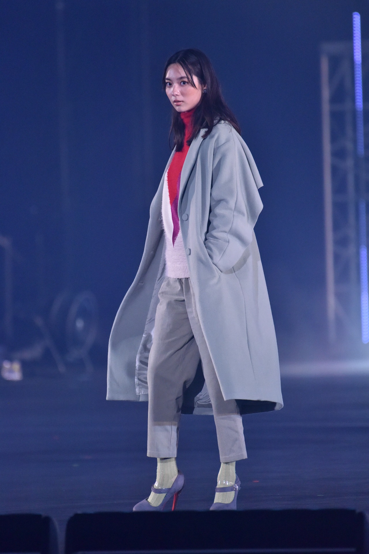 新川優愛