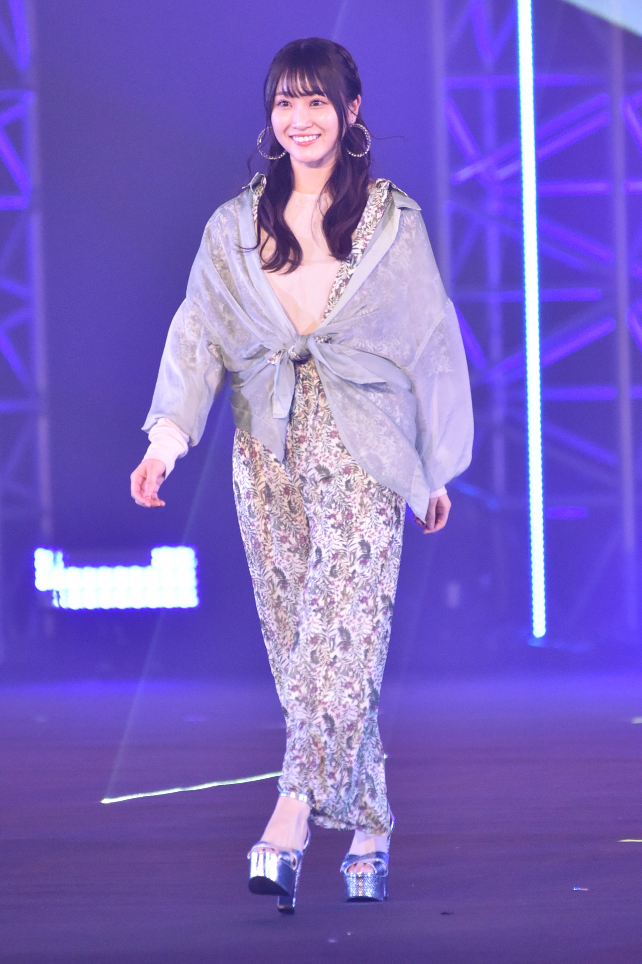 潮紗理菜