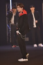 金城碧海（JO1）