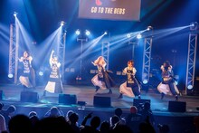 GO TO THE BEDS（Photo by sotobayashi kenta）