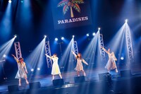 PARADISES（Photo by sotobayashi kenta）
