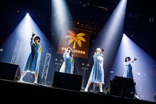 PARADISES（Photo by sotobayashi kenta）