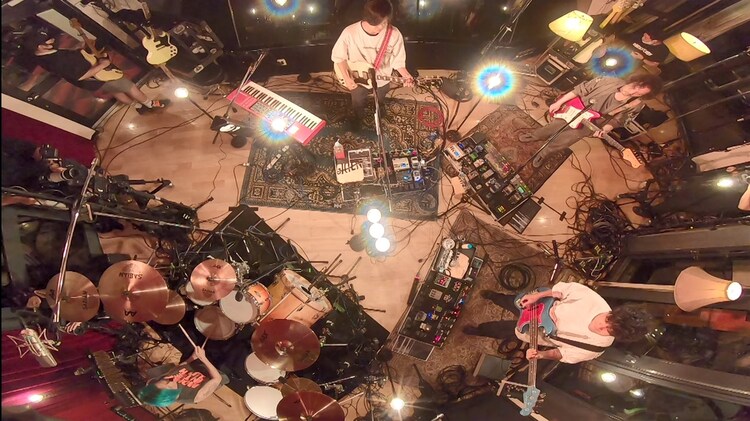 ストレイテナー 15年前の Title をライブで熱演 みんなの顔を思い浮かべながら ライブレポート 写真枚 音楽ナタリー