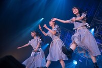 左から村星りじゅ、川瀬あやめ、茜空。