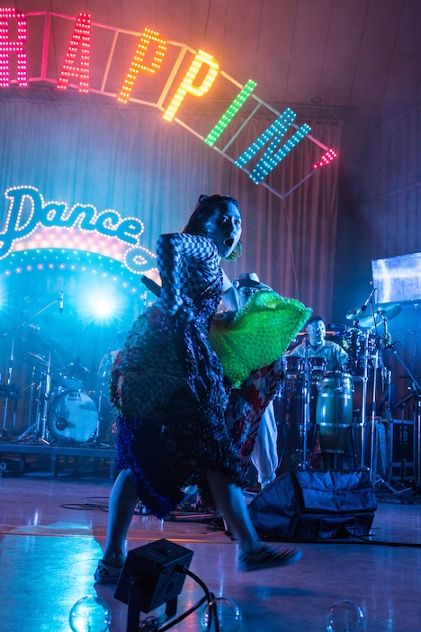 中納良恵（Vo）（撮影：仁礼博）