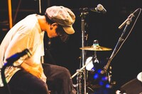 池本雄季（Dr, Cho）（撮影：岩渕直人）