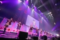 「=LOVE 3rd ANNIVERSARY PREMIUM CONCERT」の様子。（写真提供：代々木アニメーション学院）