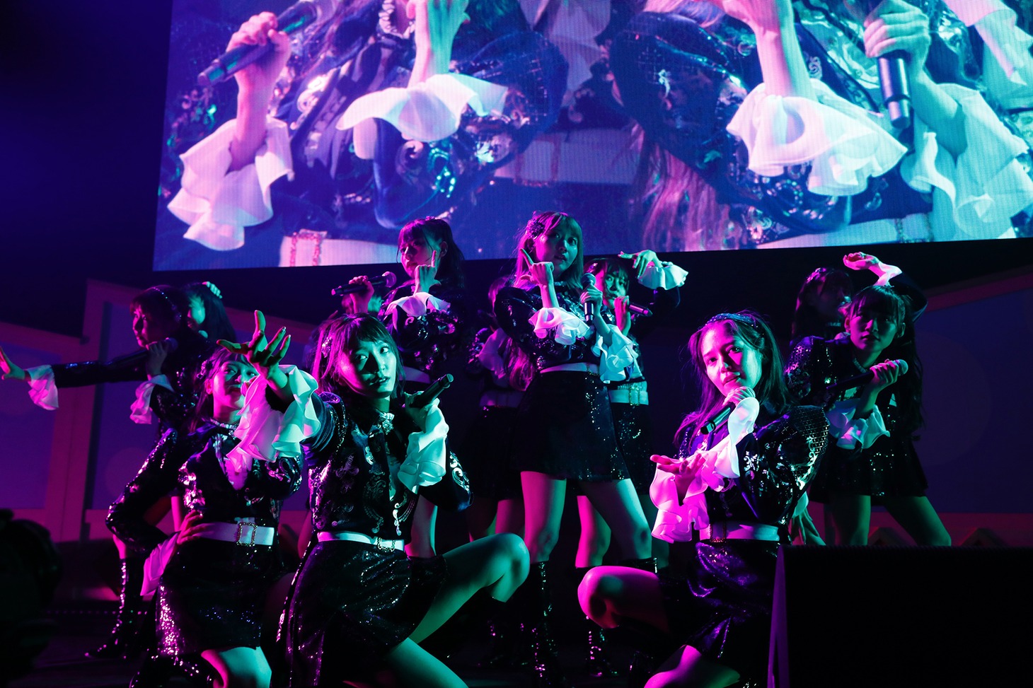 「=LOVE 3rd ANNIVERSARY PREMIUM CONCERT」の様子。（写真提供：代々木アニメーション学院）