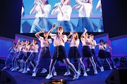 「=LOVE 3rd ANNIVERSARY PREMIUM CONCERT」の様子。(写真提供:代々木アニメーション学院)