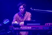 下村亮介（Key）（撮影：上飯坂一）
