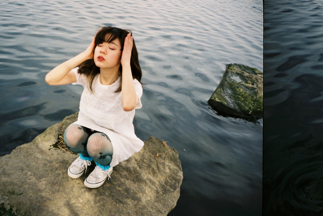 塩塚モエカが「Quick Japan」主催の配信イベントで自らのルーツを明かす