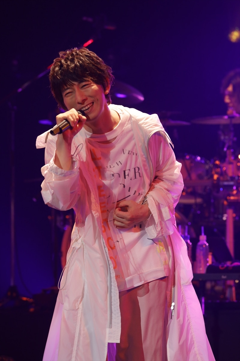 羽多野渉（撮影：草刈雅之）