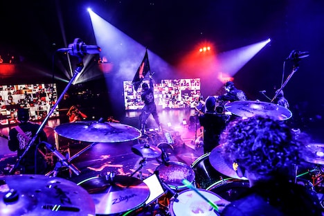 「HYDE LIVE 2020 Jekyll & Hyde」9月11日公演の様子。（写真提供：ユニバーサルミュージック）