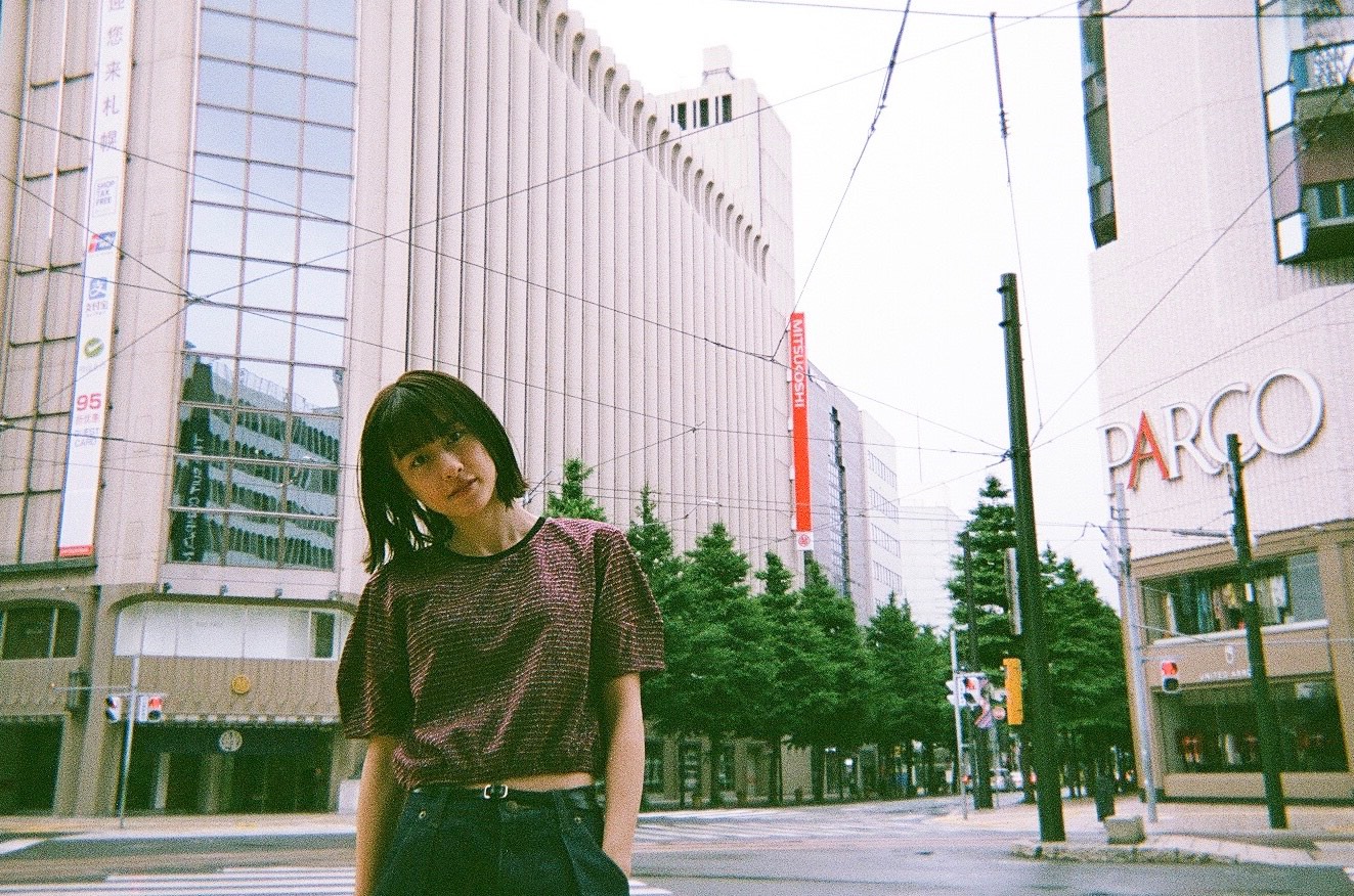 加納エミリ