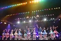 虹のコンキスタドール「無観客"Summer"ワンマンLIVE The Beginning of 12Stories」の様子。