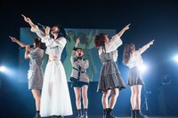 「神宿 HALL TOUR 2020」神奈川・パシフィコ横浜 国立大ホール公演の様子。