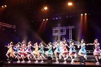 虹のコンキスタドール「無観客"Summer"ワンマンLIVE The Beginning of 12Stories」の様子。