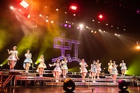 虹のコンキスタドール「無観客"Summer"ワンマンLIVE The Beginning of 12Stories」の様子。