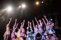 虹のコンキスタドール「無観客"Summer"ワンマンLIVE The Beginning of 12Stories」の様子。