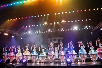 虹のコンキスタドール「無観客"Summer"ワンマンLIVE The Beginning of 12Stories」の様子。