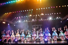 虹のコンキスタドール「無観客"Summer"ワンマンLIVE The Beginning of 12Stories」の様子。