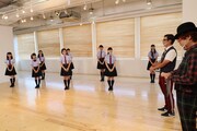 「さくら学院2020年度生徒総会」の様子。（写真提供：アミューズ）