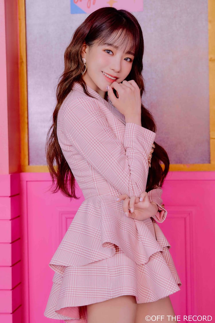 IZ*ONE チョ・ユリ Member Color Ver . 生写真 物足りない 4種コンプ