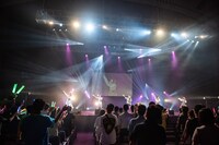 神宿「神宿 HALL TOUR2020」最終公演の様子。