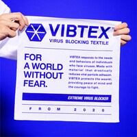 「VIBTEX」各アイテムに付属するハンカチ。