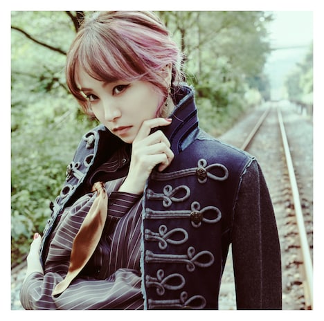 LiSA「炎」通常盤ジャケット