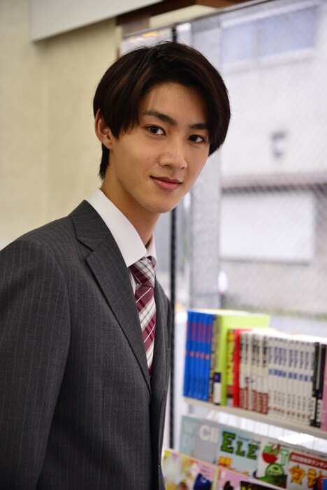 曽野舜太（M!LK）(c) 「働かざる者たち」製作委員会