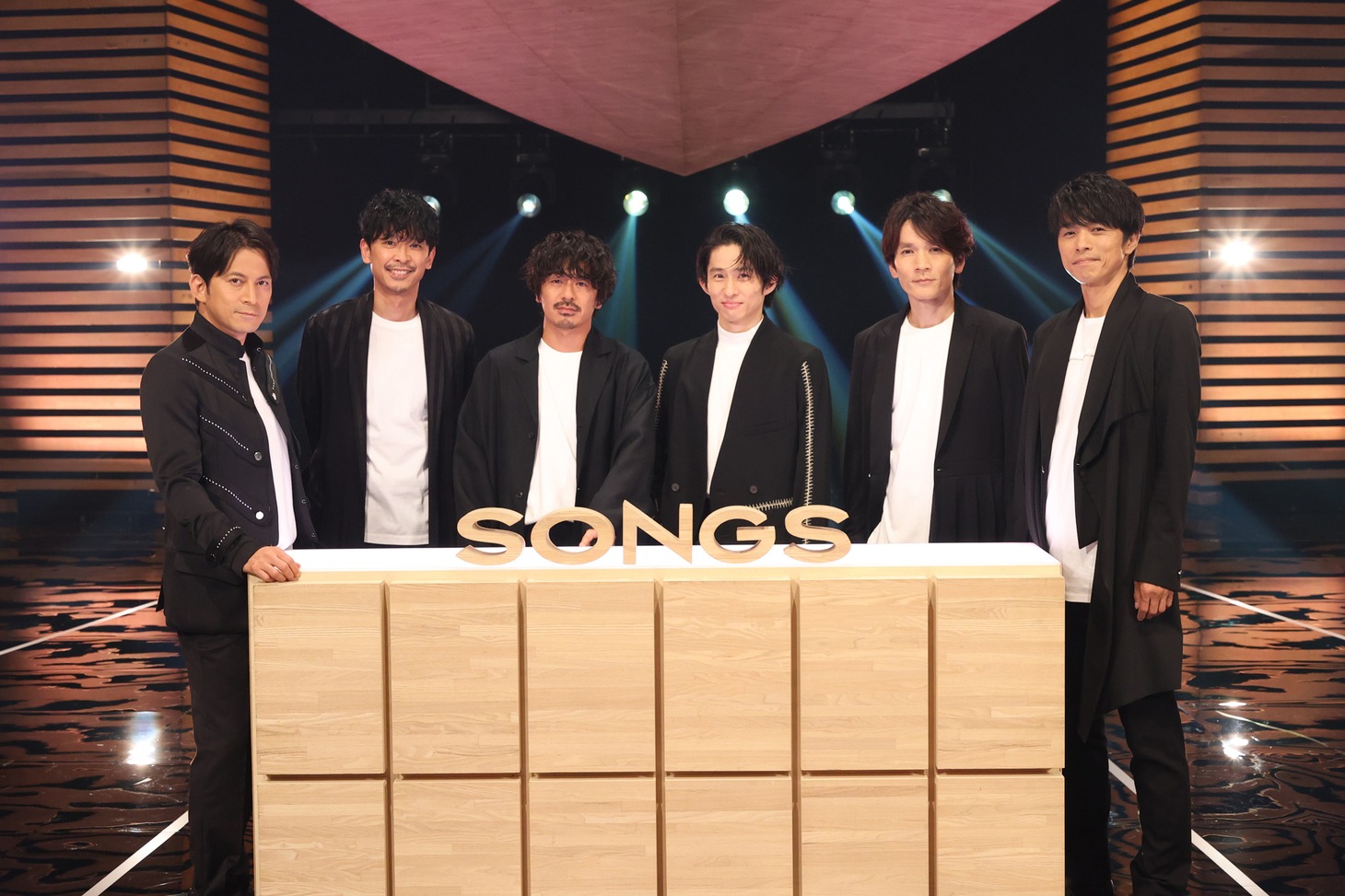 V6（写真提供：NHK）