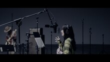 水樹奈々「FIRE SCREAM」ミュージックビデオより。