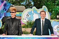 左から綾小路翔、ISSA。 (c)TBS