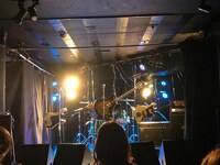 クリープハイプ「幽霊の試聴機」の様子。