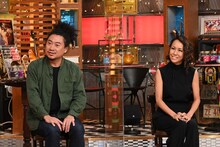 左から黒田卓也、TIGER。(c)テレビ朝日