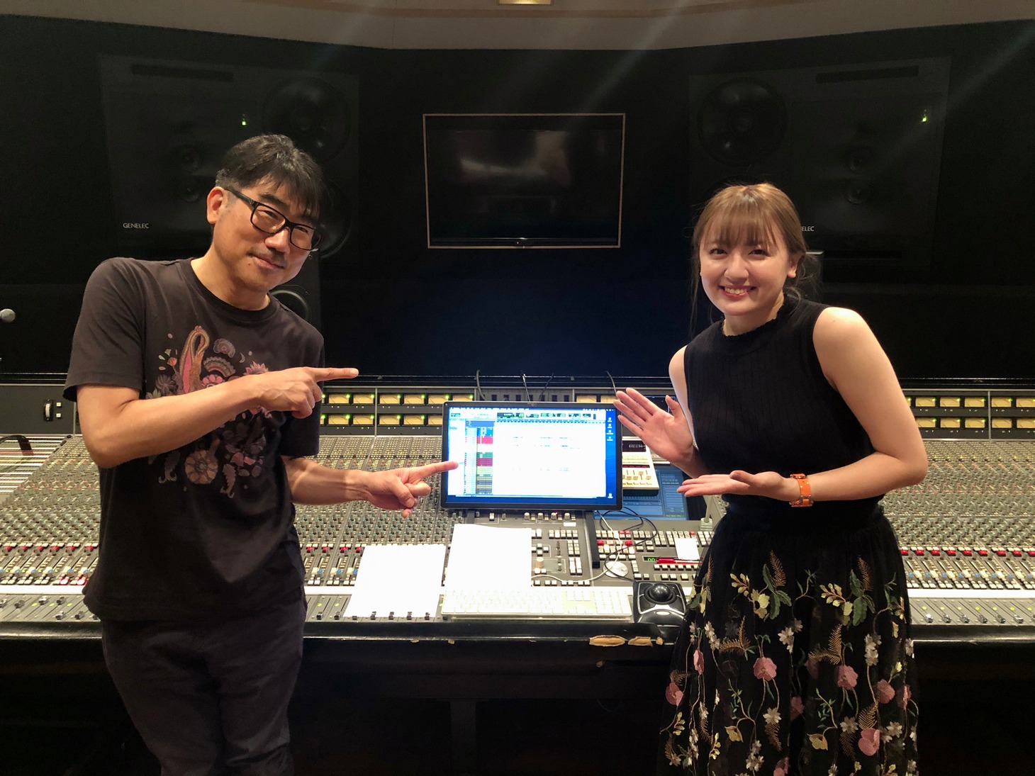 左から亀田誠治、鈴木瑛美子。