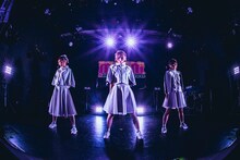 Malcolm Mask McLaren「SONIC BOOM TOUR 東京追加公演 ～Malcolm Mask McLaren 5th anniversary～」の様子。（写真提供：エイジアプロモーション）