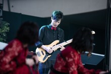 エビ中バンドの島本道太郎（B）。