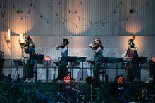 エビ中バンドの島田光理（1st Violin）、加藤かな子（2nd Violin）、筒田咲紀（Viola）、大浦萌（Cello）。