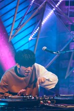 DJ 松永（Creepy Nuts）