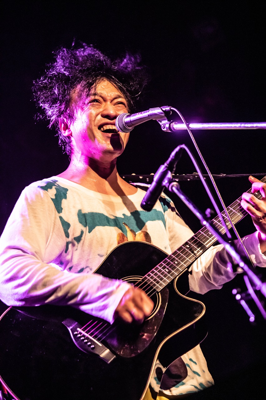 ジョニー大蔵大臣（水中、それは苦しい）（Photo by Masayo）