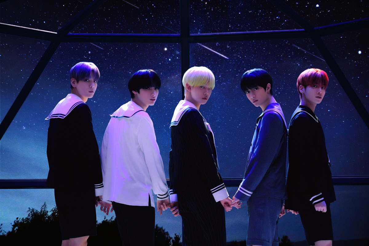 TOMORROW X TOGETHER